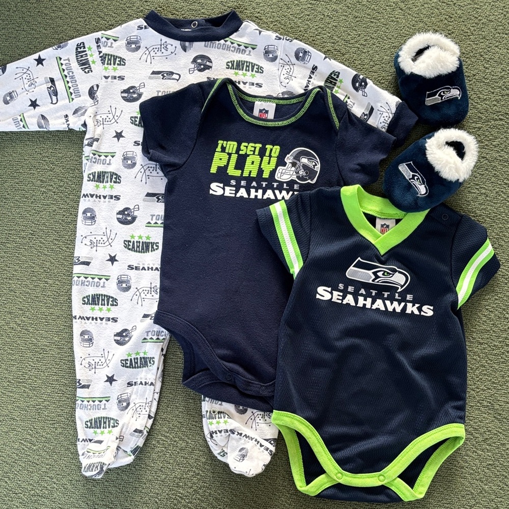 Bundle of 4 Baby 3-6 Months NFL Seattle Seahawks Gear